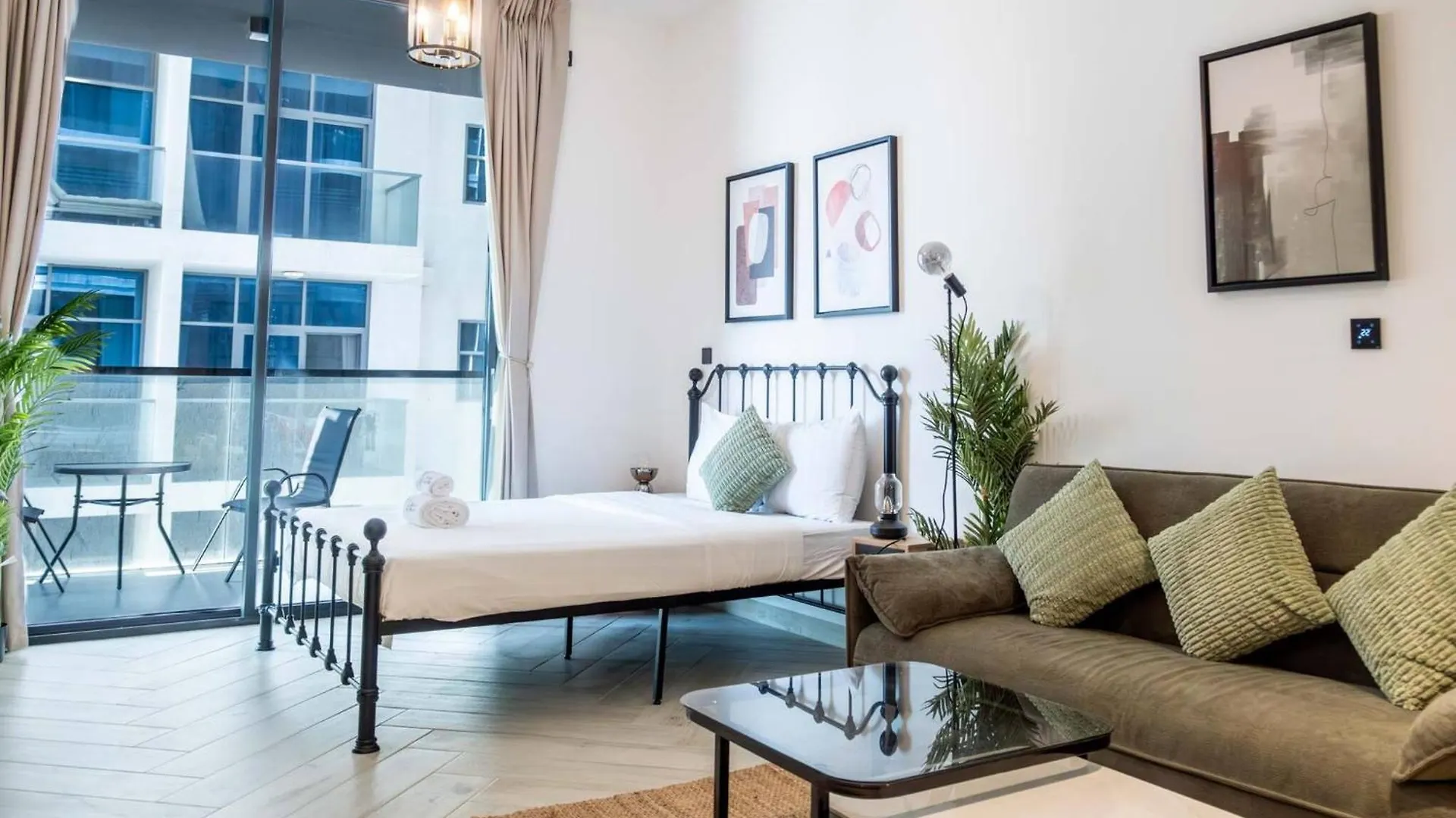 Stylish Super Studio In Jvc Dubaj Apartament